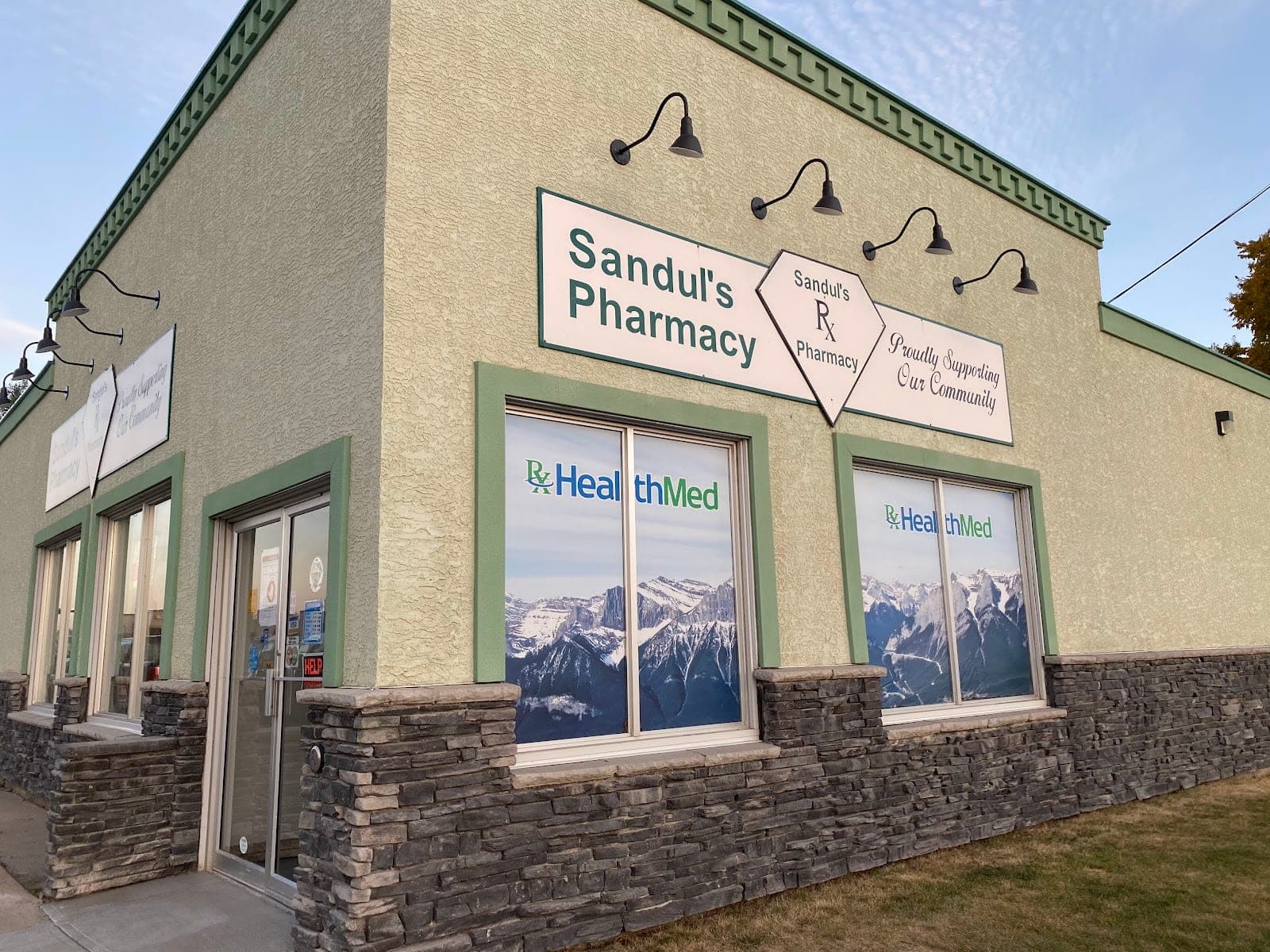 Sandstone Pharmacies Black Diamond (photo: ZC, via Google)
