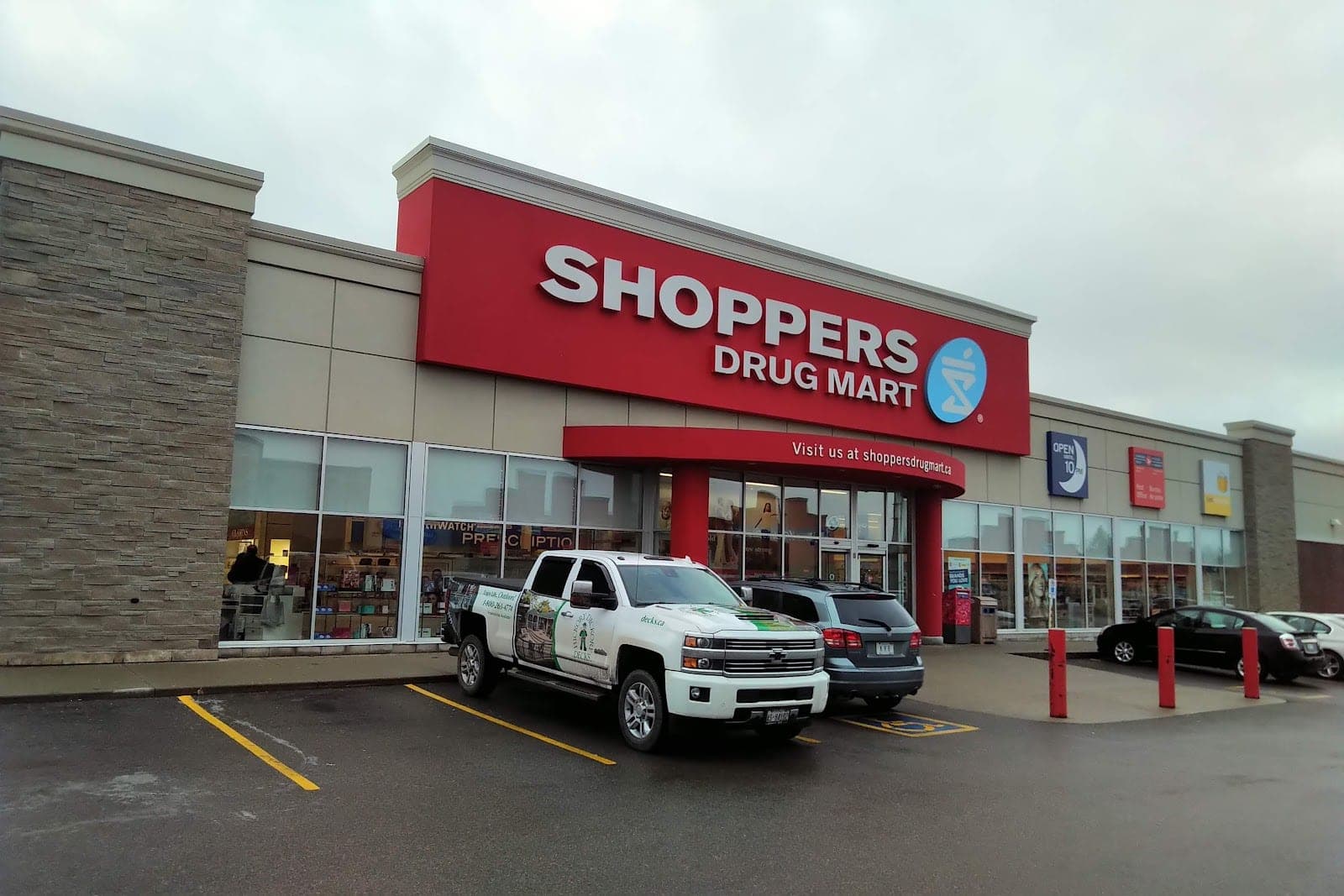 Shoppers Drug Mart (photo: Tom Jacques, via Google)