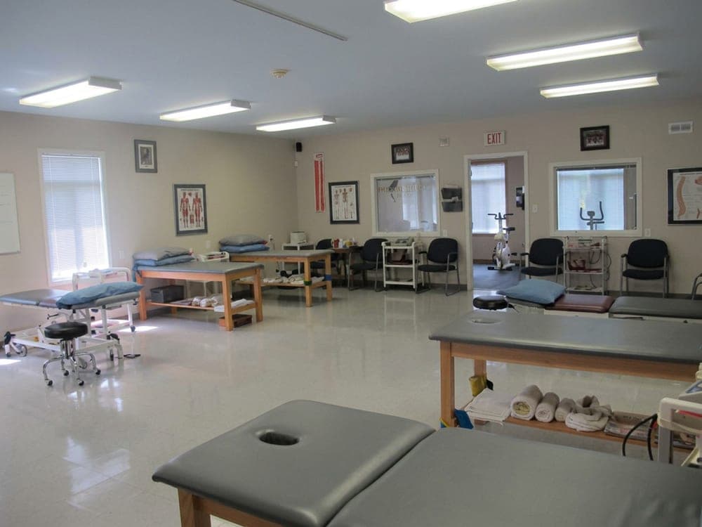 SeniorHome.ca - Cooper Physiotherapy Clinic Osgoode