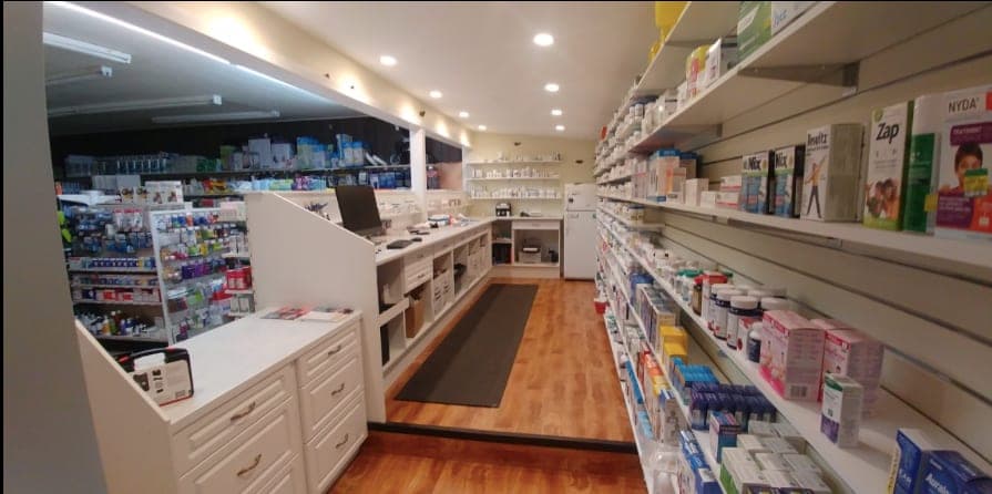 SeniorHome.ca - Alert Bay Drug Store