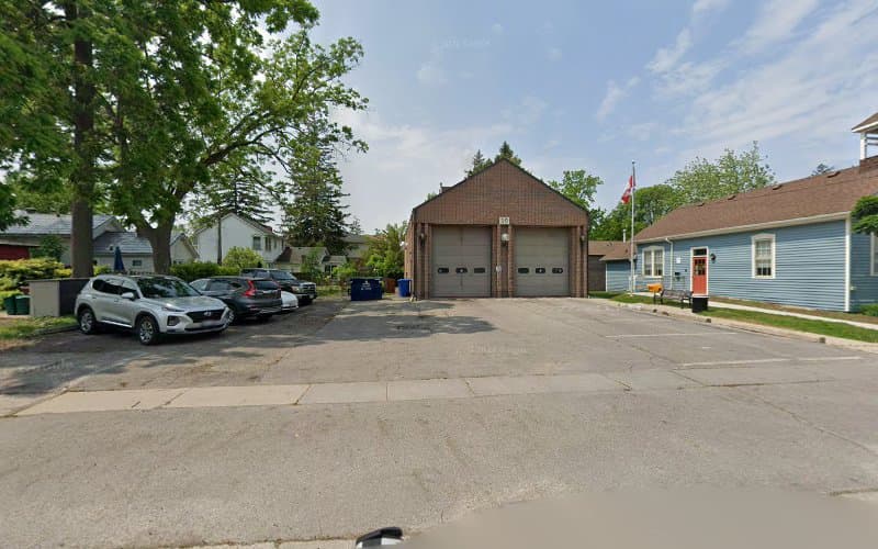 St Catharines Senior Citizens - Photo 1