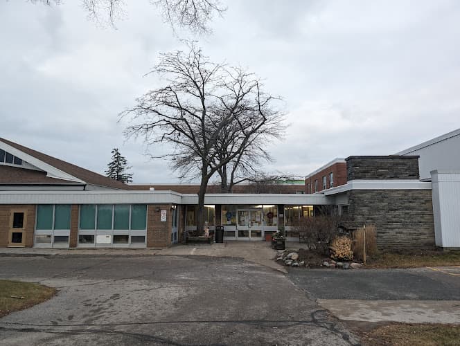 Golden Plough Lodge - Photo 1