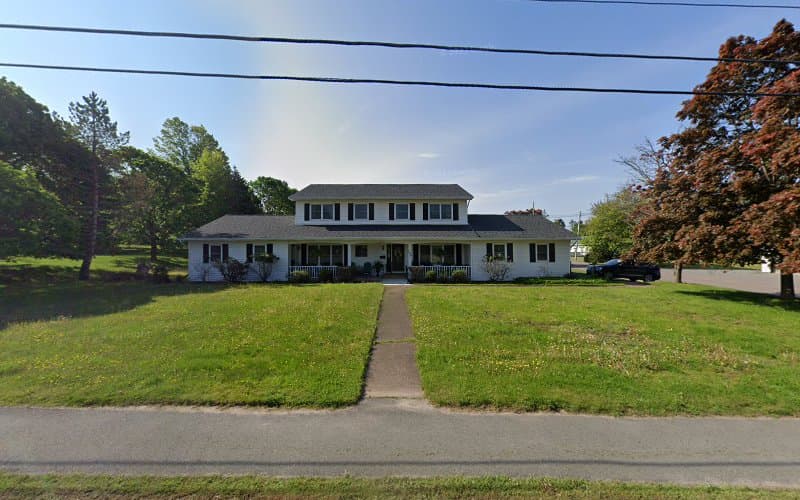 Karlaine Place - Photo 1