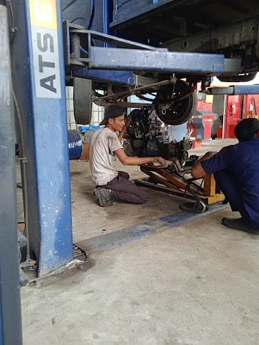 Acropolis Manor - Photo 1