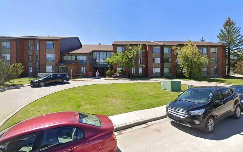 Cambrian Manor - Photo 1