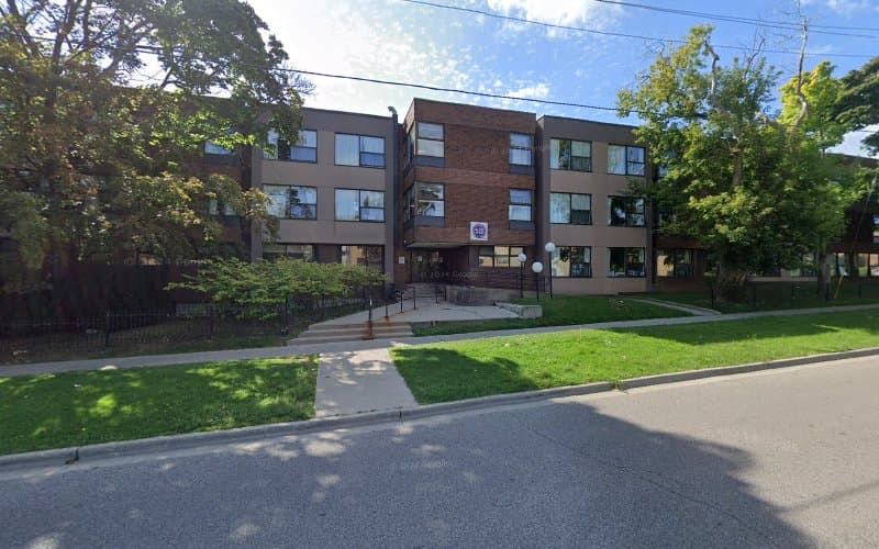 Extendicare Oshawa - Photo 1