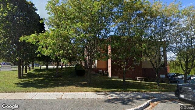 Von Adult Day Svc (Google Street View)