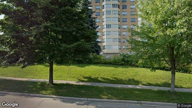 Maple Leaf Drive Seniors (Google Street View)