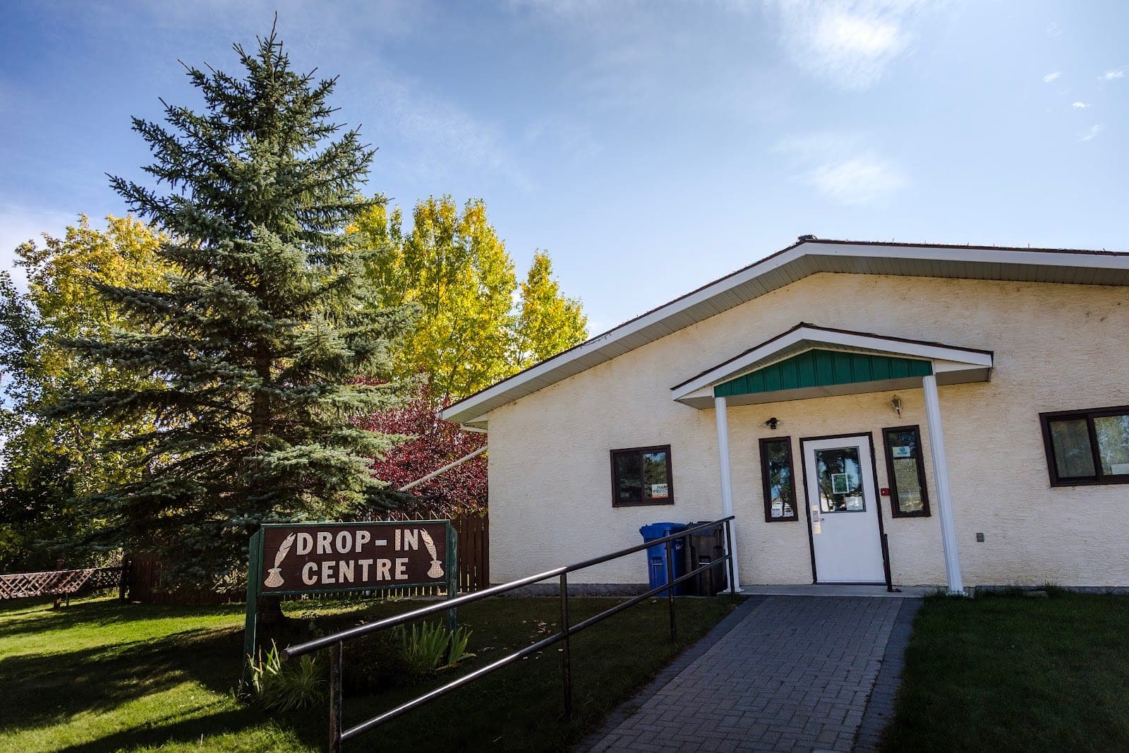 Penhold Senior Drop In Centre (photo: Penhold Senior Drop In Centre, via Google)