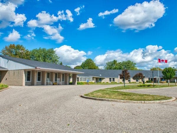 SeniorHome.ca - BLENHEIM COMMUNITY VILLAGE