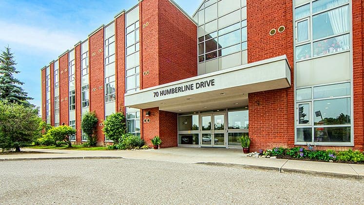 SeniorHome.ca - DEERWOOD CREEK COMMUNITY