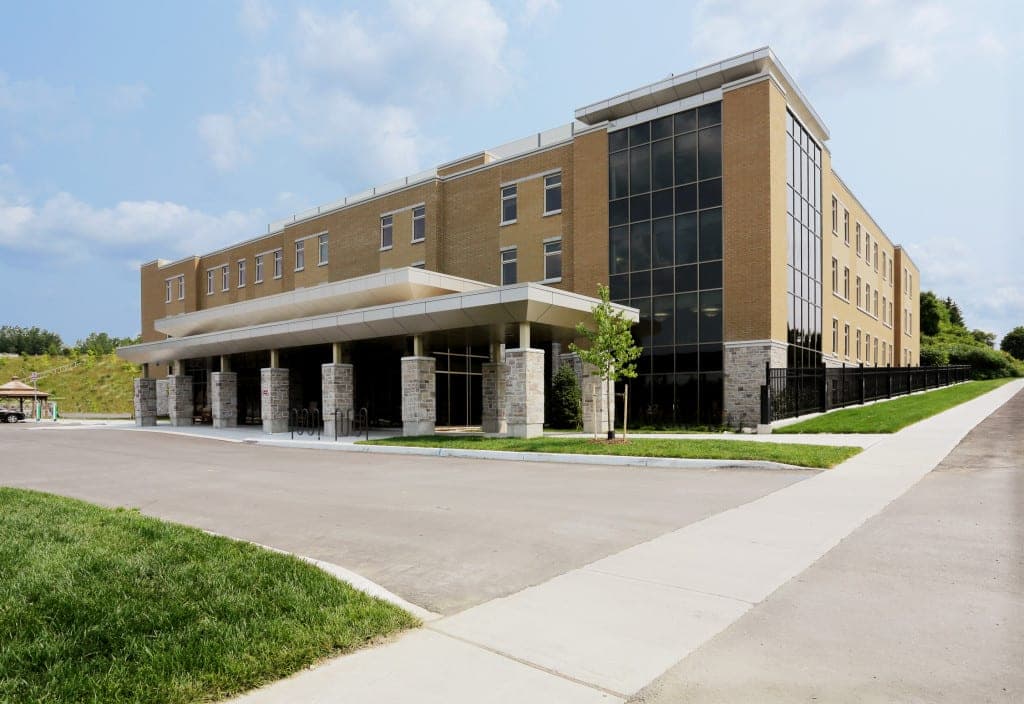SeniorHome.ca - EARLS COURT VILLAGE