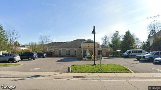 Edgewater Gardens Long Term Care Centre (Google Street View)