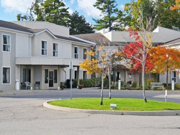 SeniorHome.ca - EXTENDICARE HALTON HILLS