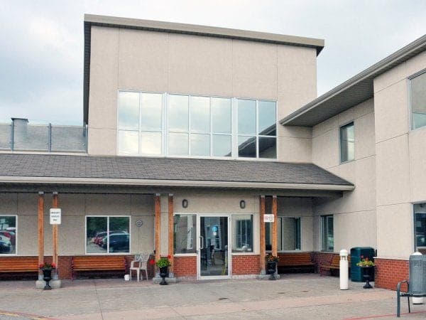 SeniorHome.ca - EXTENDICARE TECUMSEH