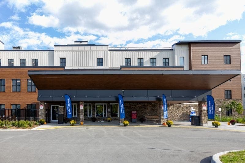 SeniorHome.ca - EXTENDICARE WEST END VILLA