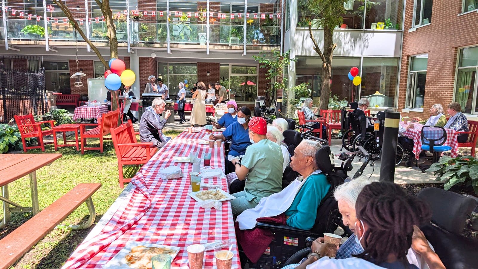 SeniorHome.ca - Isabel and Arthur Meighen Manor
