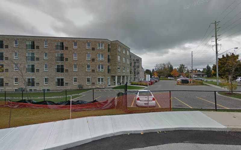 Residence at St Andrews Georgetown Ontario - Photo 1