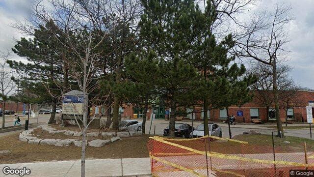 Seven Oaks (Google Street View)
