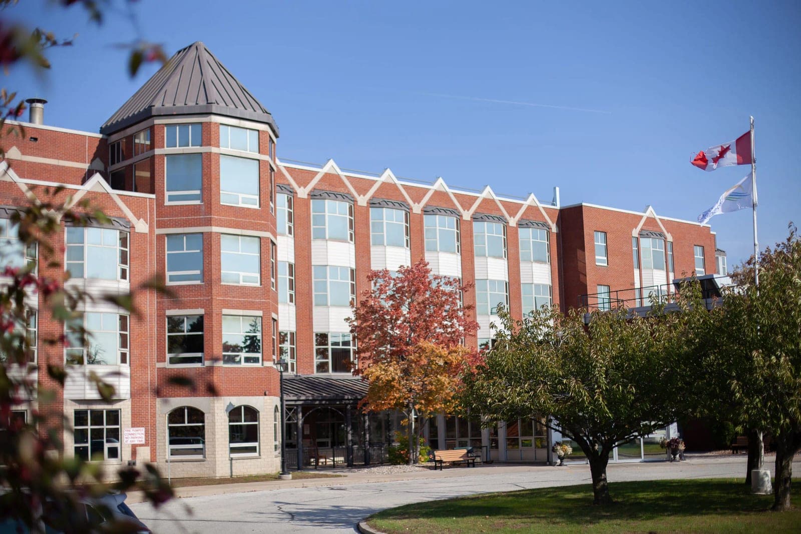 SeniorHome.ca - SUN PARLOR HOME FOR SENIOR CITIZENS