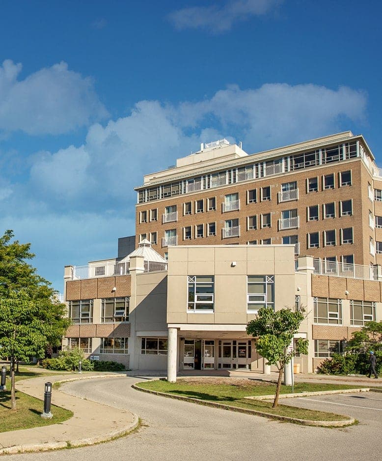 SeniorHome.ca - VICTORIA VILLAGE MANOR