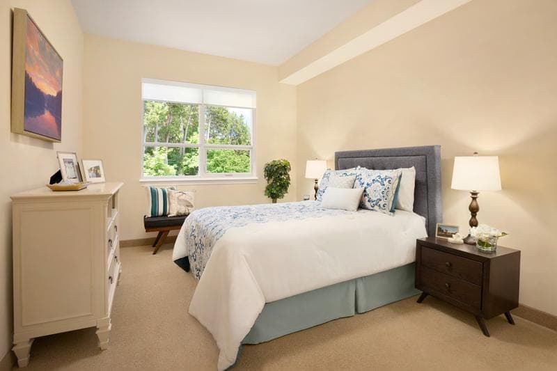 SeniorHome.ca - Amica Peel Village