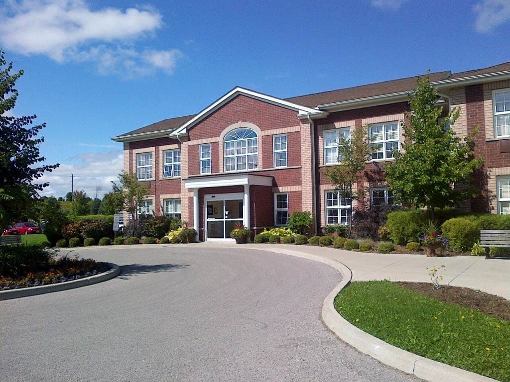 SeniorHome.ca - Butternut Manor