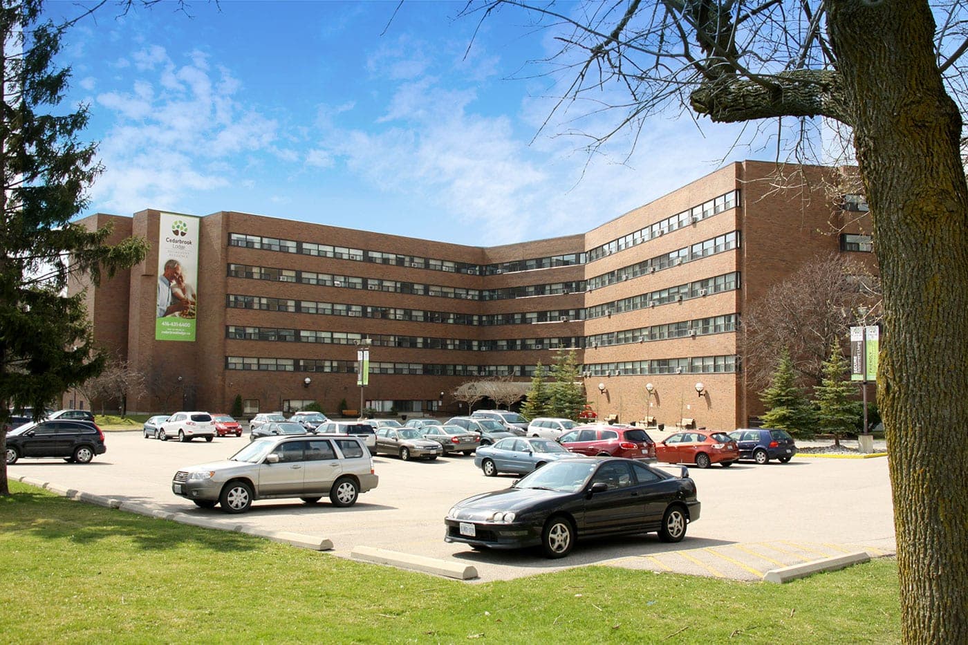 SeniorHome.ca - Cedarbrook Lodge Retirement Residence