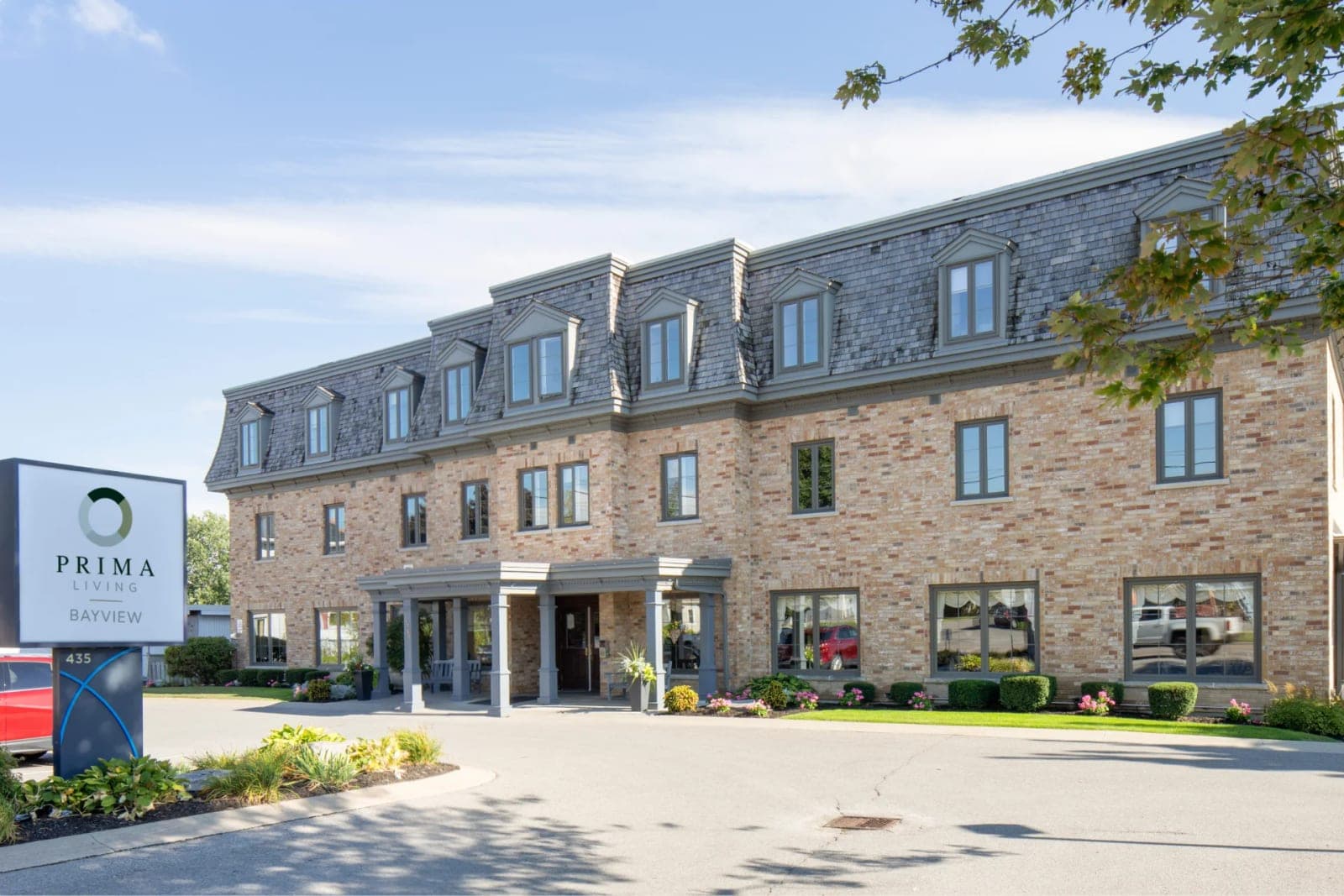 SeniorHome.ca - Chartwell Bayview Retirement Residence