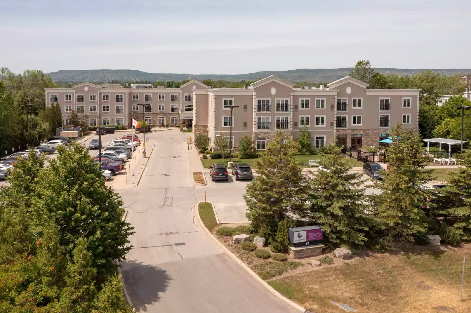 SeniorHome.ca - Chartwell Georgian Traditions Retirement Residence