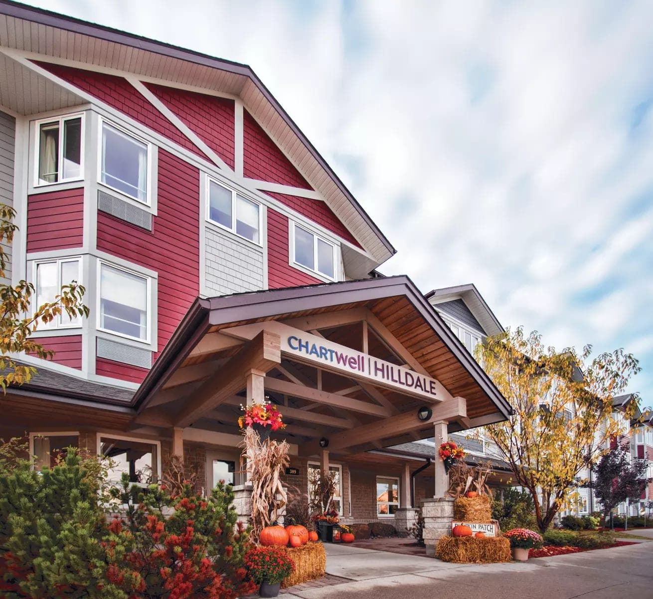 SeniorHome.ca - Chartwell Hilldale Retirement Residence