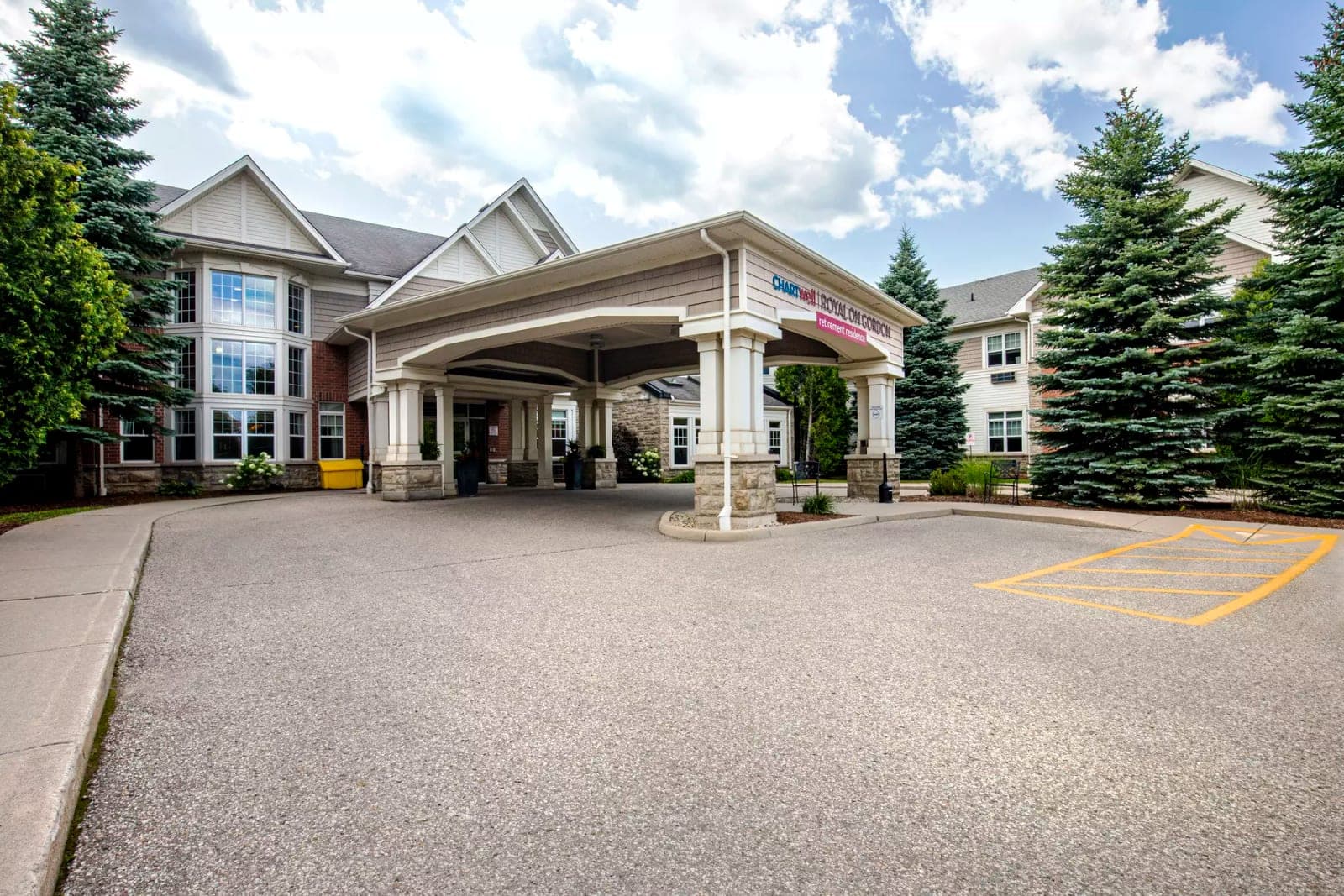SeniorHome.ca - Chartwell Royal on Gordon Retirement Residence