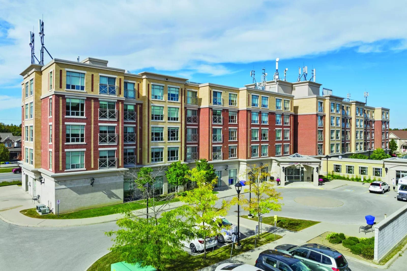 SeniorHome.ca - Chartwell Wynfield Retirement Residence