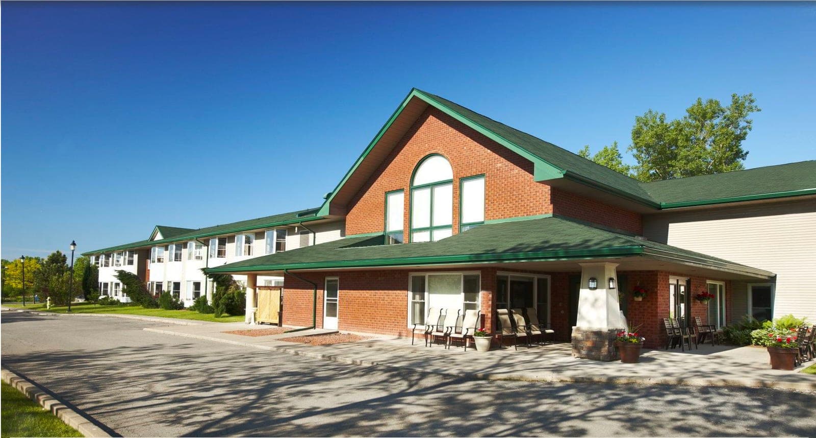 SeniorHome.ca - Garrison Place