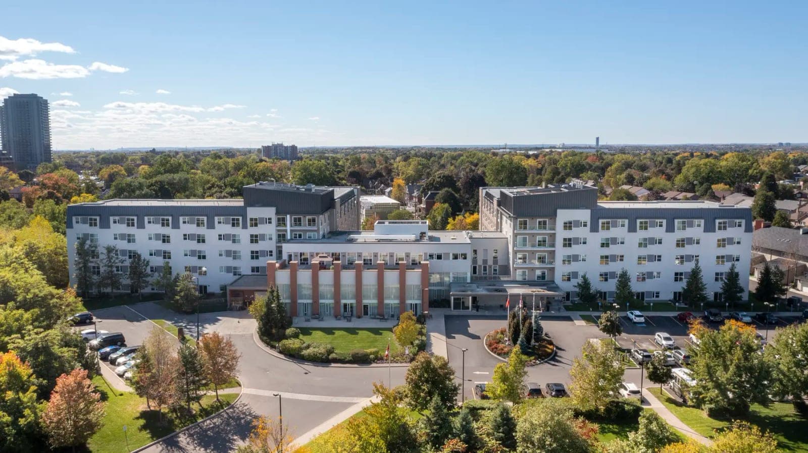 SeniorHome.ca - Greenway Retirement Village
