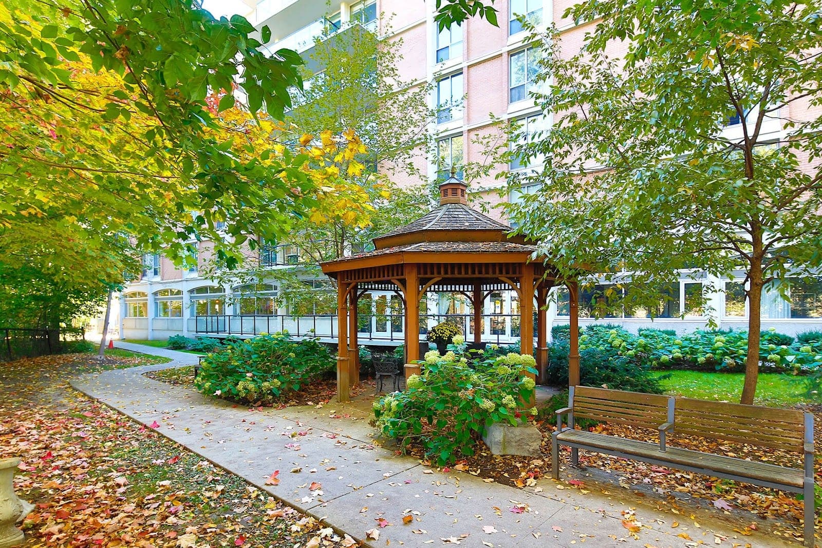 Leaside (photo: Venvi Leaside, via Google)