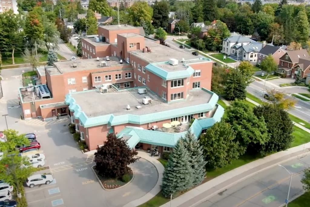 SeniorHome.ca - Lord Dufferin Centre