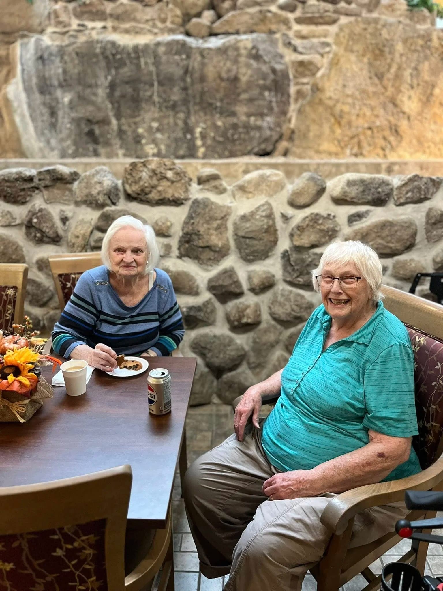 SeniorHome.ca - Orchard Walk Retirement Living