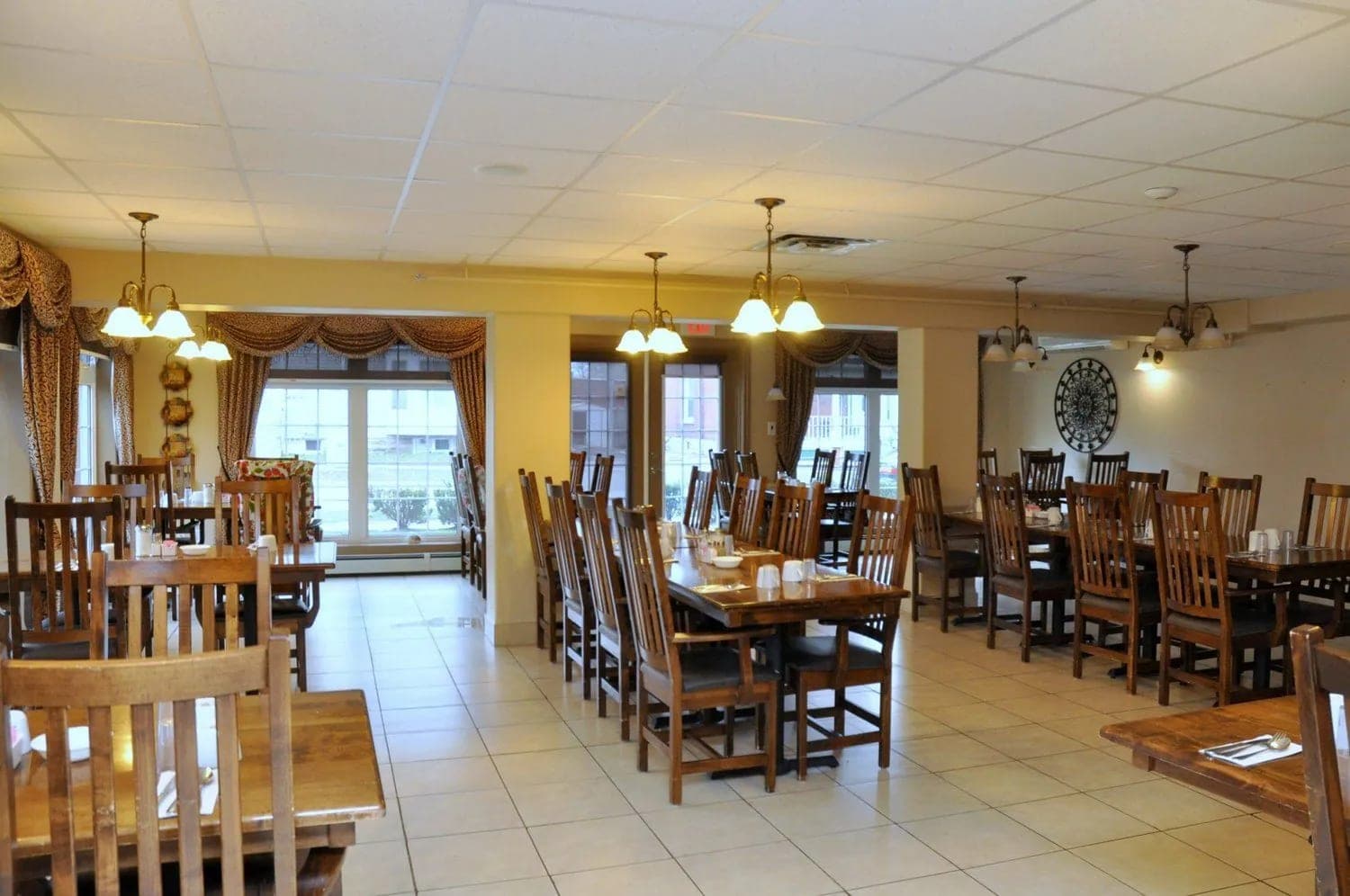 SeniorHome.ca - Park View Retirement Home