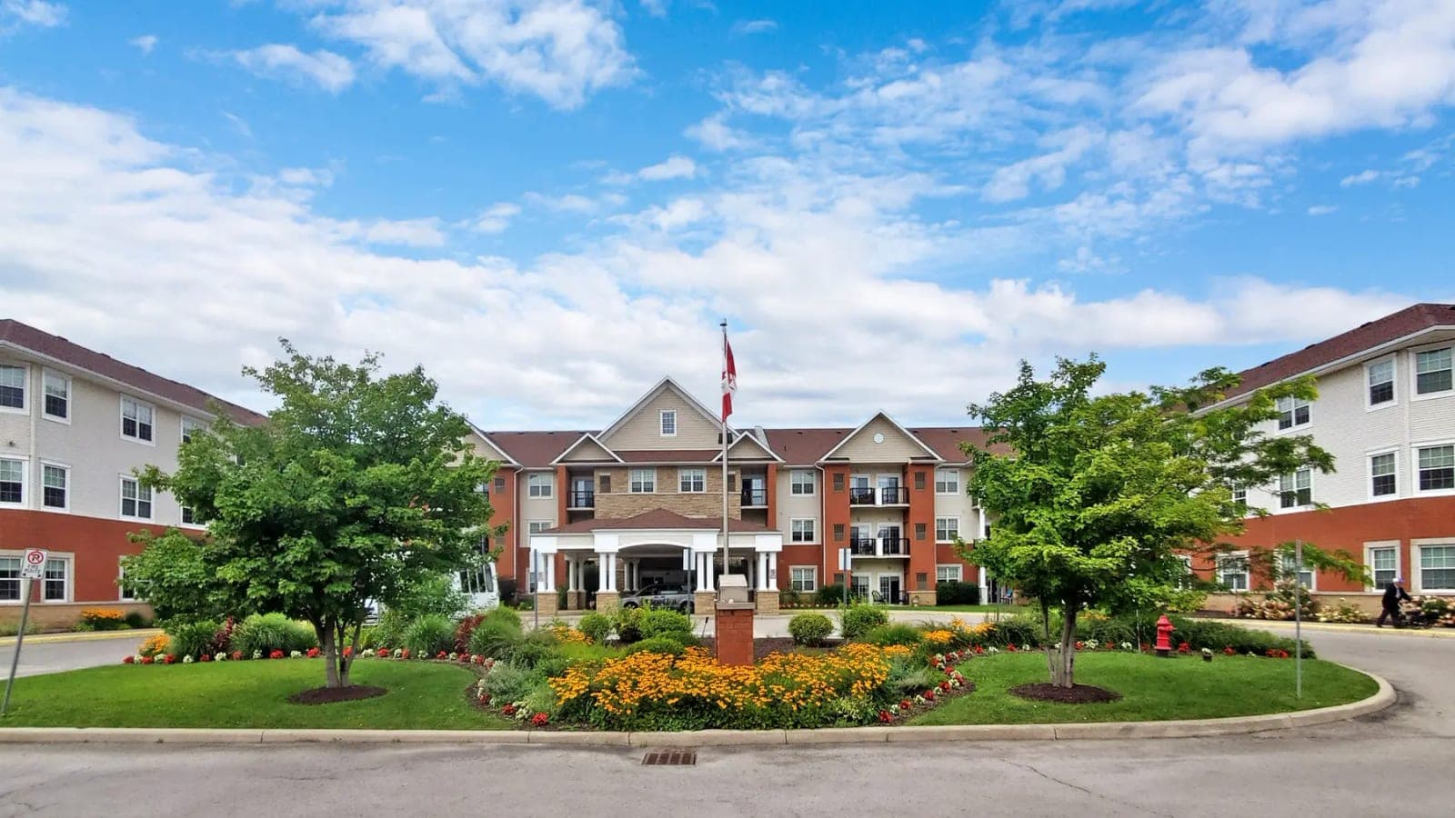SeniorHome.ca - Seasons Welland