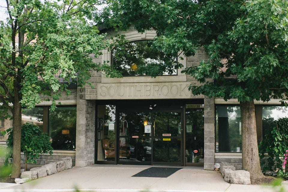 SeniorHome.ca - Southbrook Retirement Residence