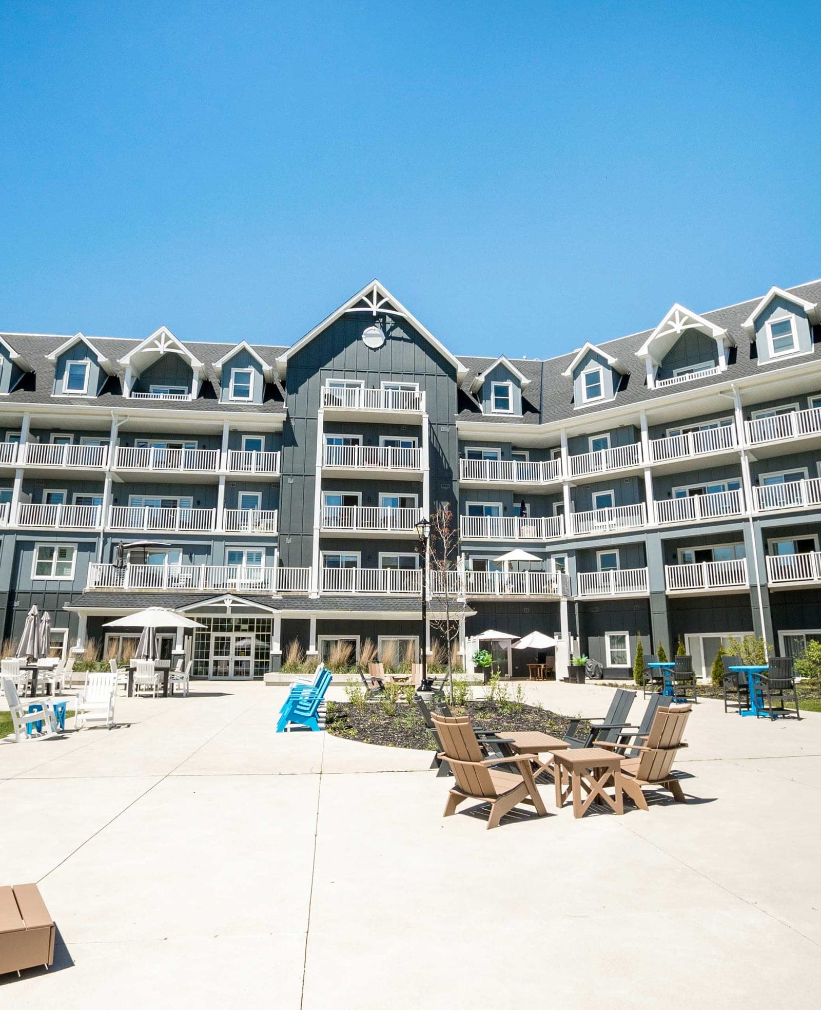 SeniorHome.ca - St. Elizabeth Retirement Residence