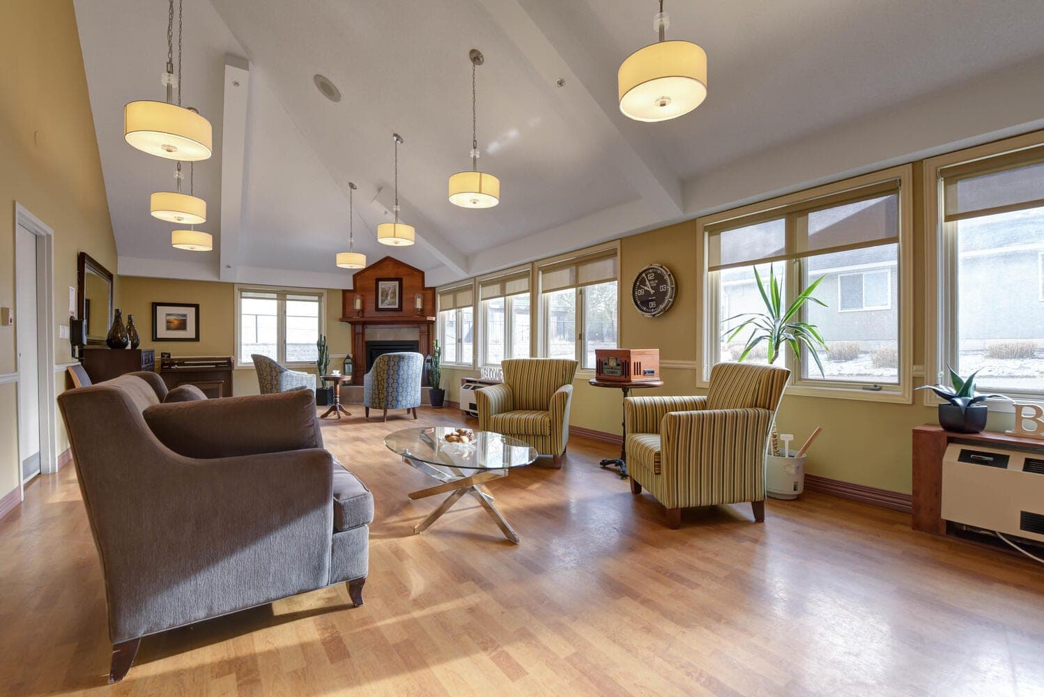 SeniorHome.ca - Stone Lodge
