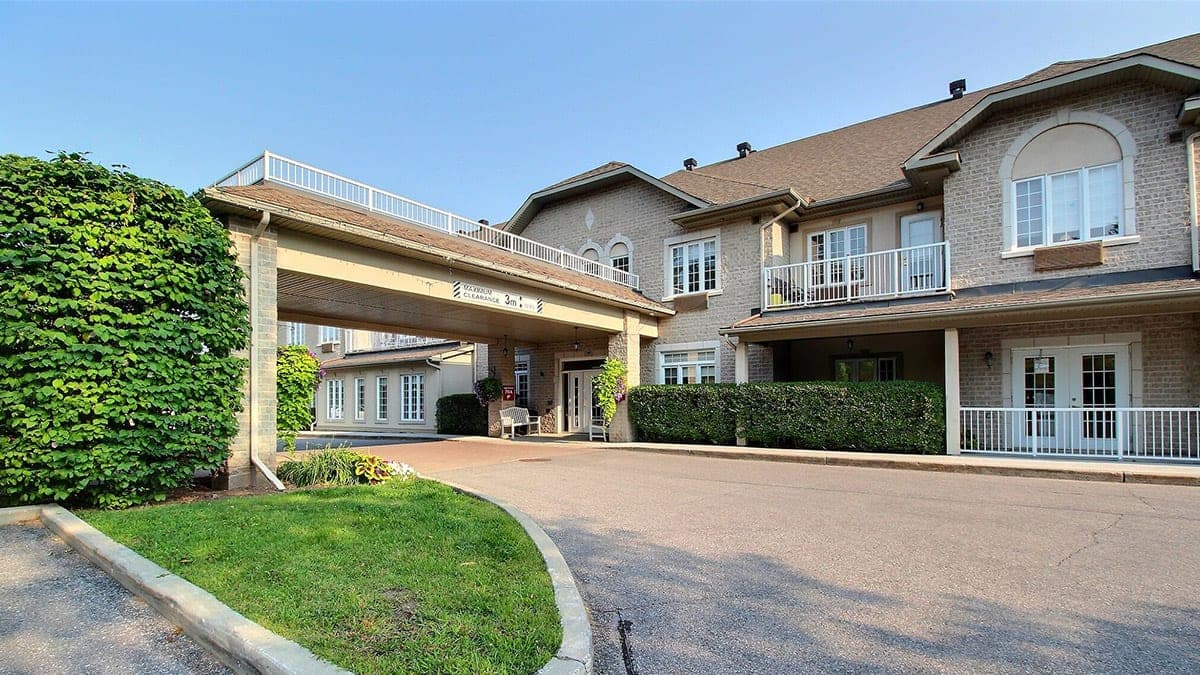 Stonehaven Retirement Residence (photo: Venvi Stonehaven Retirement Living, via Google)