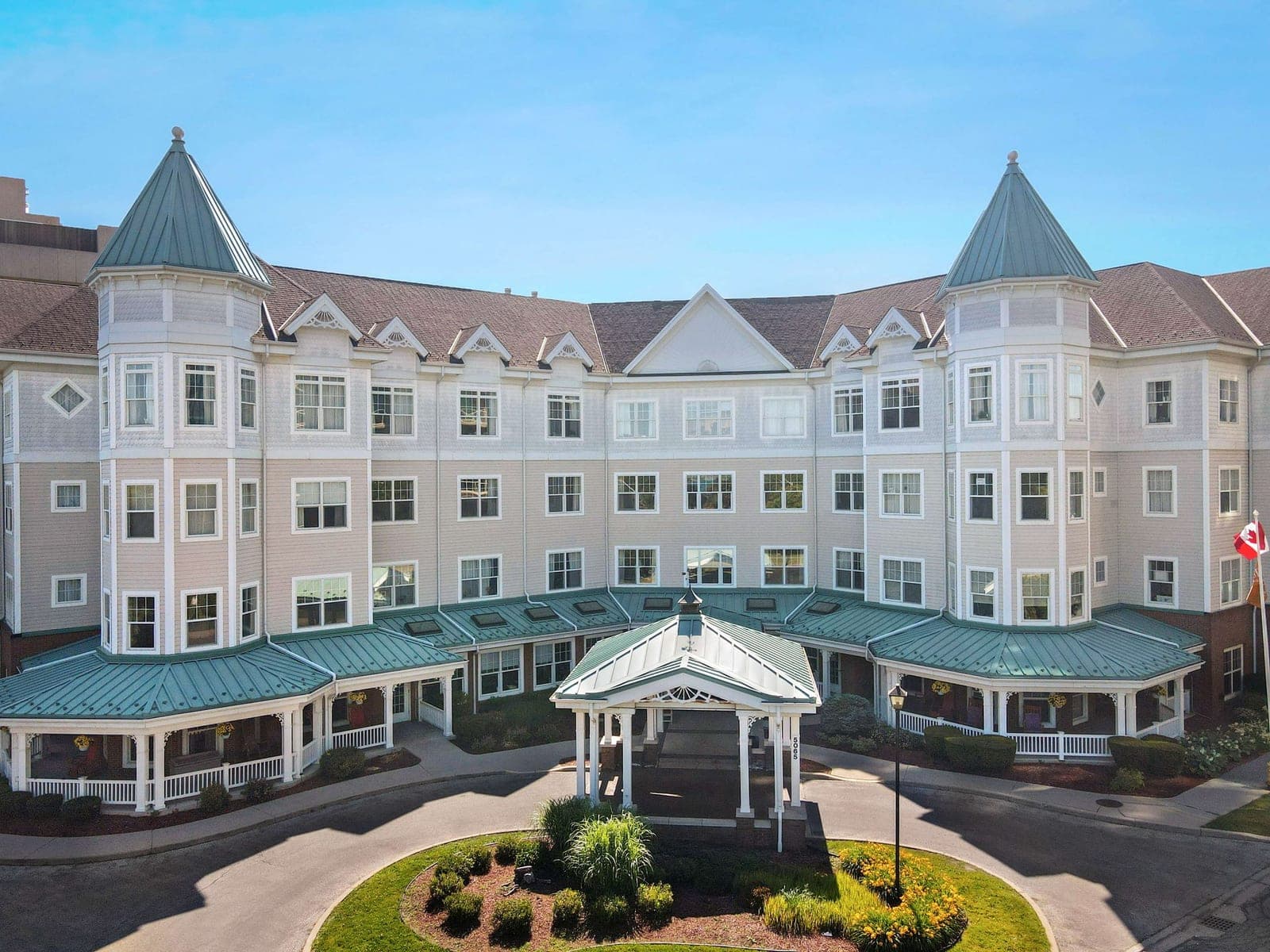 SeniorHome.ca - Sunrise Senior Living of Windsor