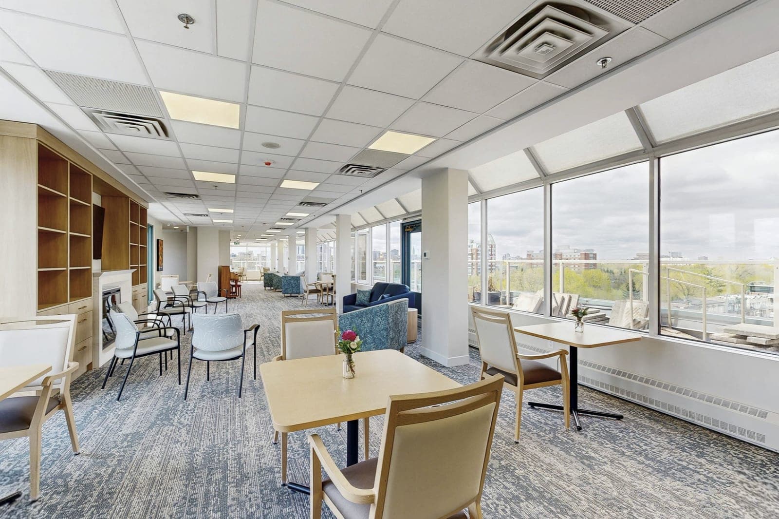 SeniorHome.ca - The Edinburgh
