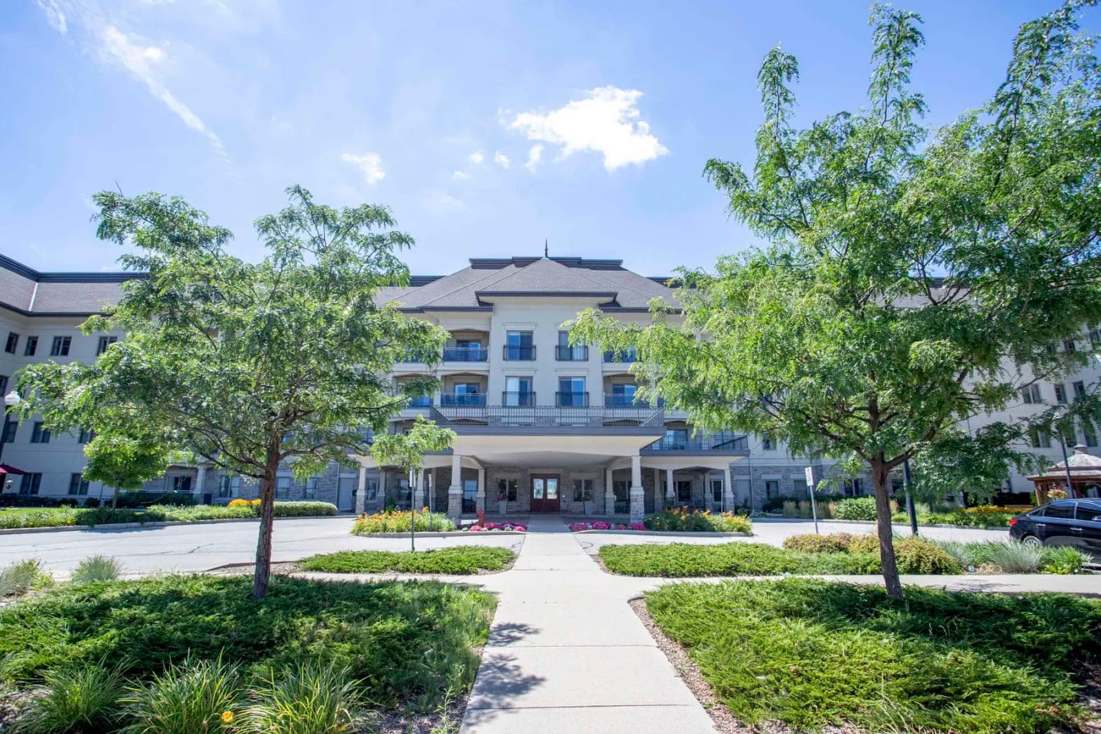 SeniorHome.ca - The Westhill