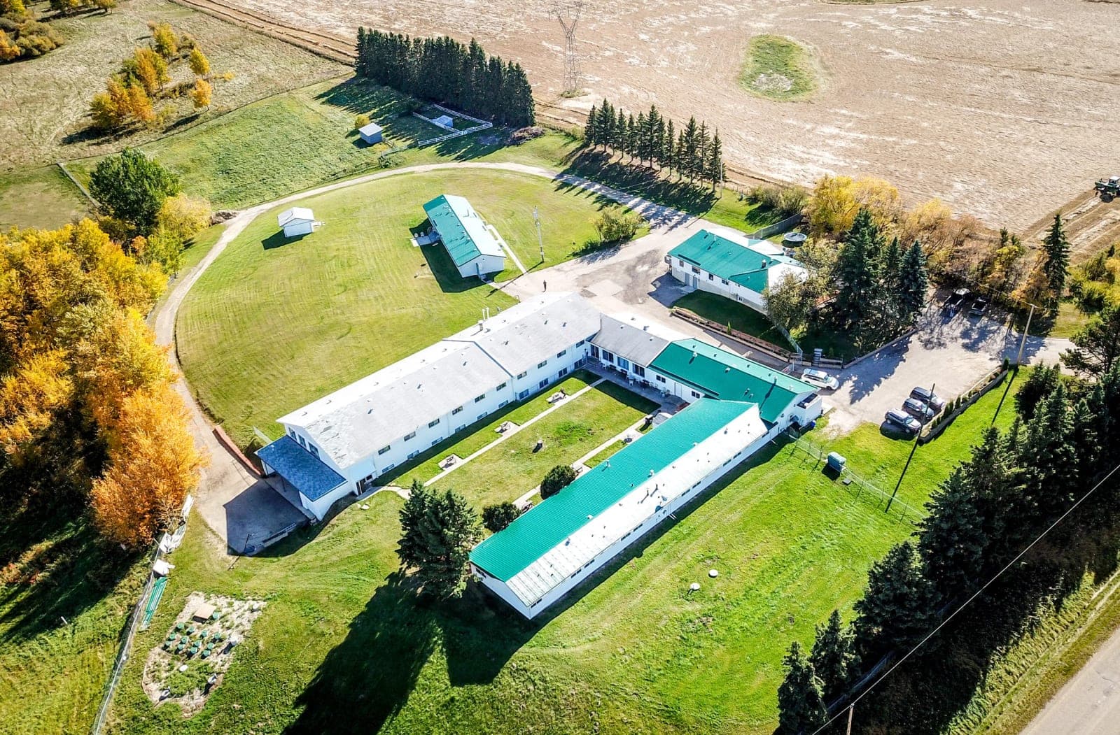 SeniorHome.ca - Everglades Special Care Lodge