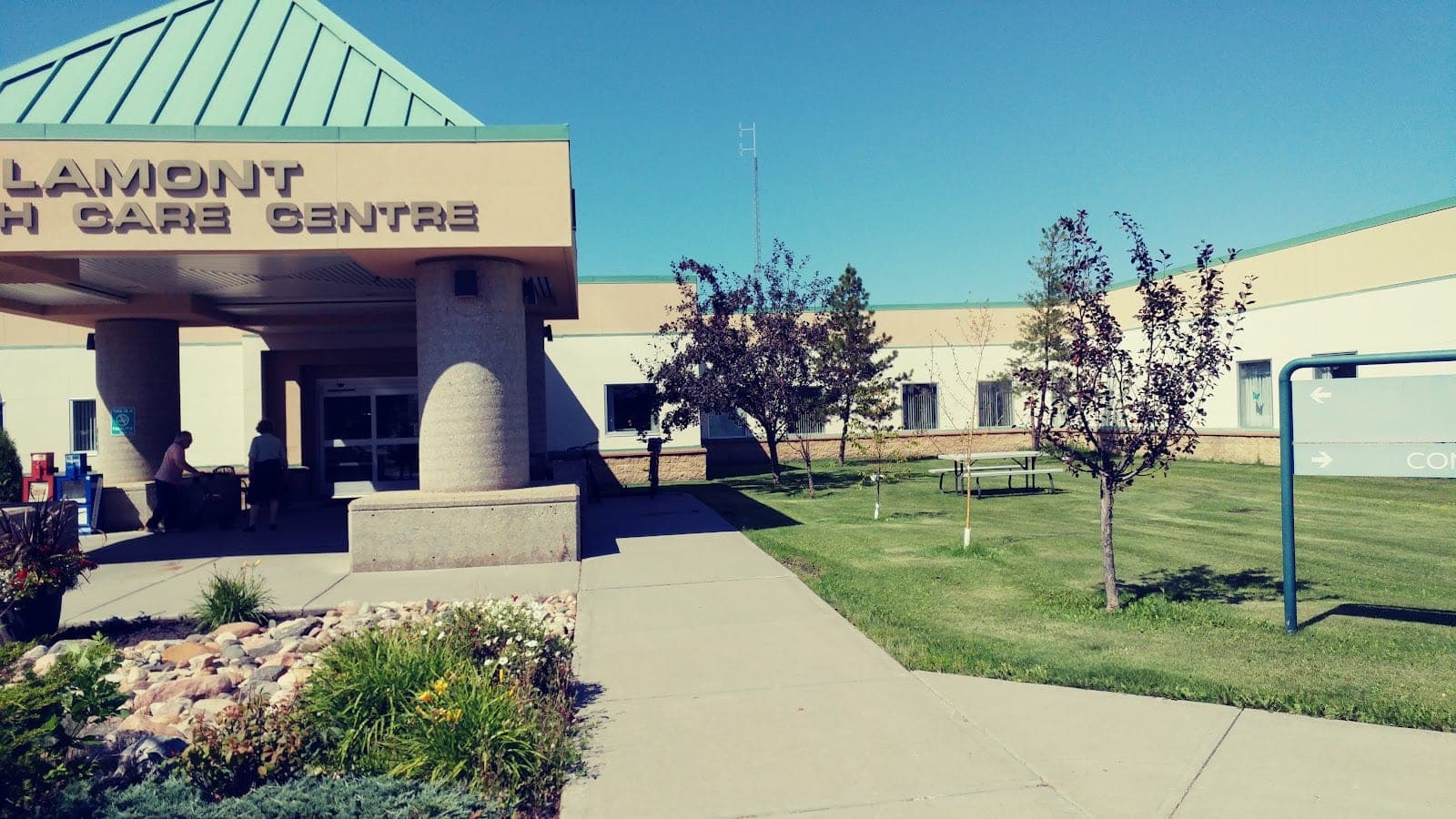 Lamont Health Care Centre - Morley Young Manor (photo: Amrit Pawar, via Google)
