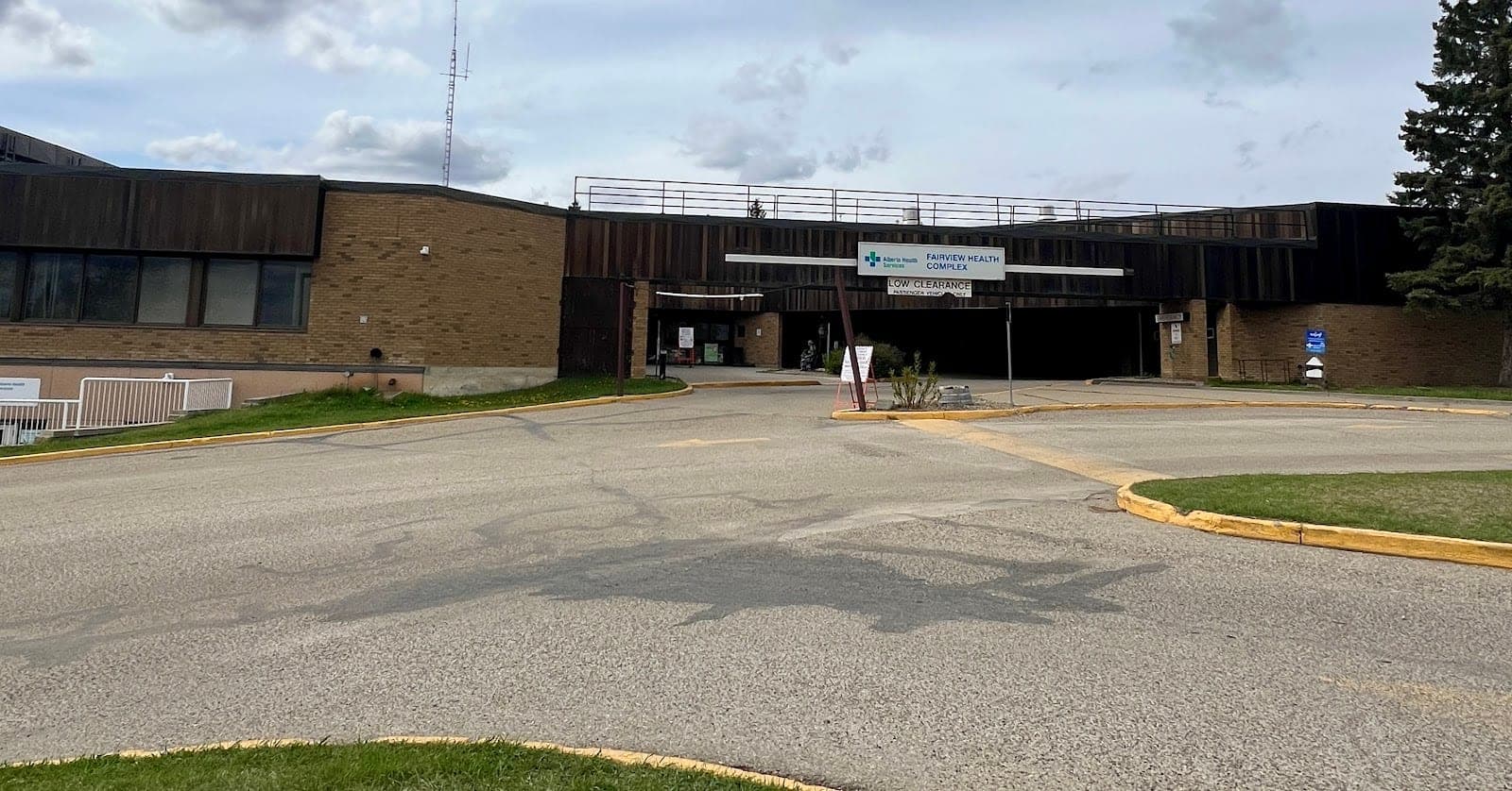Fairview Health Complex (Continuing Care Centre) (photo: J Sampson, via Google)